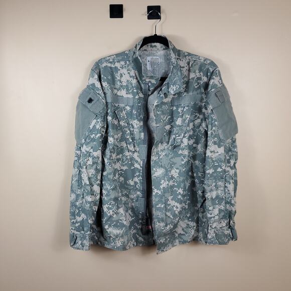 Army Combat Uniform Coat in Digital Camo Size S - Picture 8 of 11